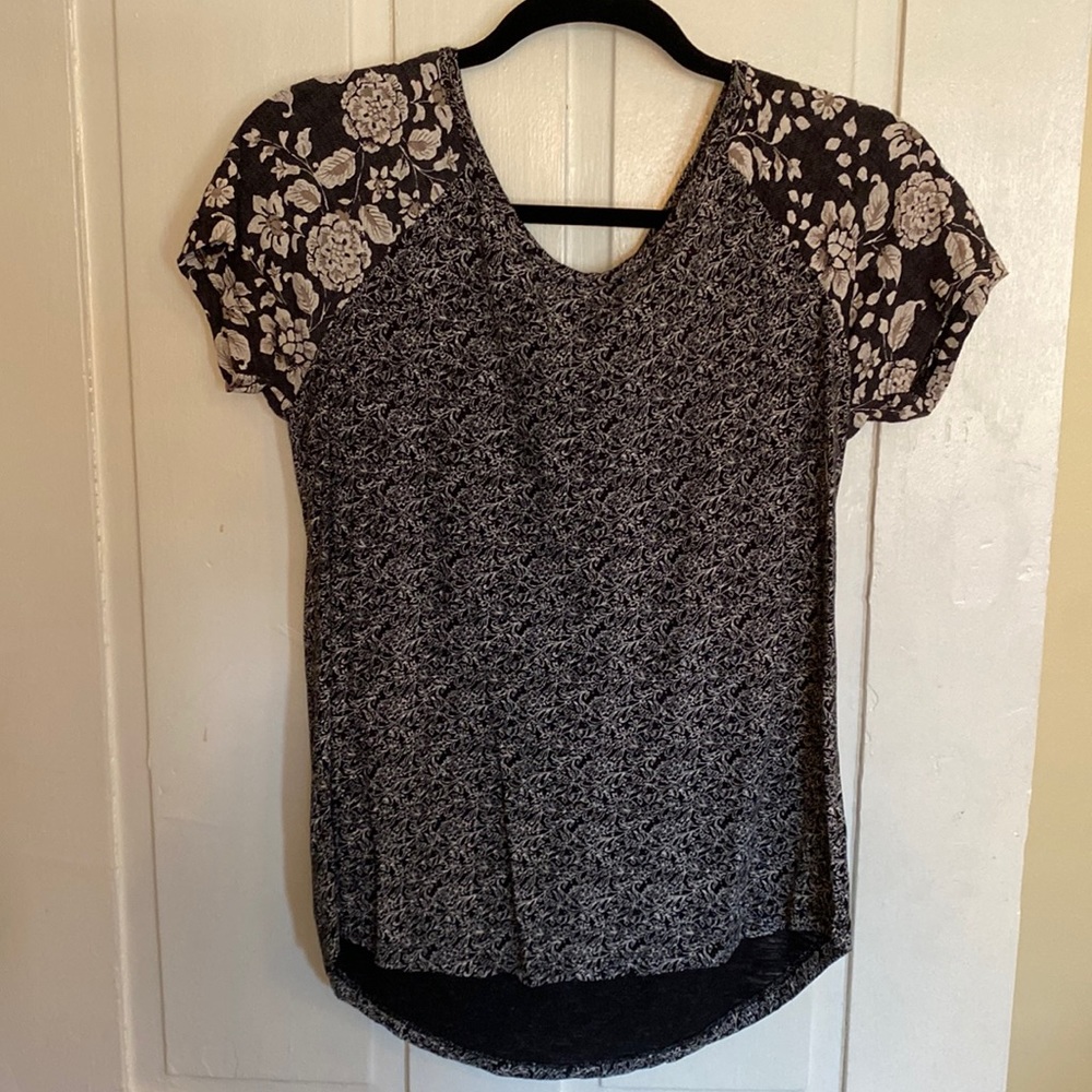 Lucky Brand small top